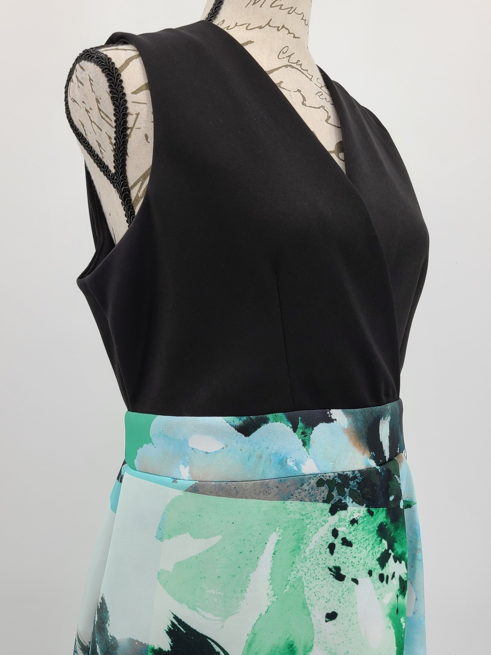 ModCloth/Closet London Absract Floral Pencil Dress Size 10